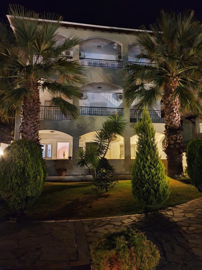 Hotel Pefko Neos Marmaras Exteriör bild